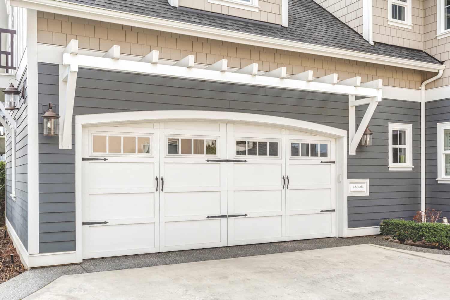 Garage Door Repair & Installation Overhead Door Co. of Kansas City™️